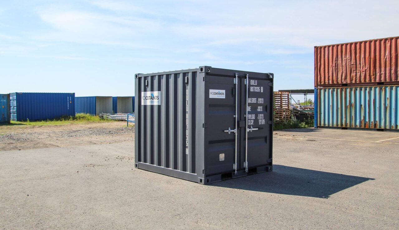 8 ft storage container