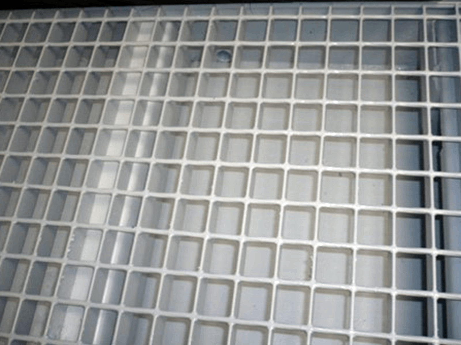 10′ hazardous waste container